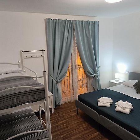 Bed and Breakfast Athena Шилла Екстер'єр фото