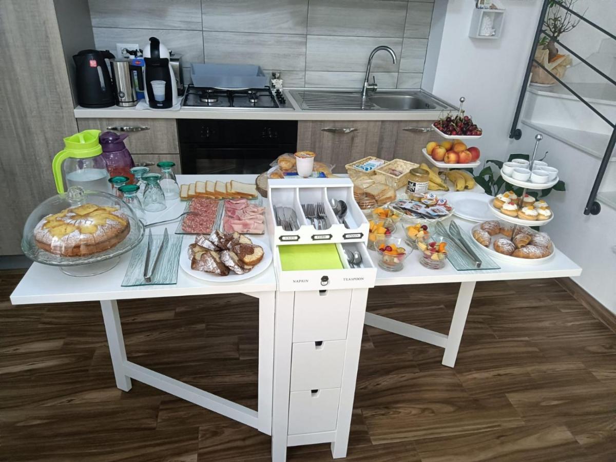 Bed and Breakfast Athena Шилла Екстер'єр фото