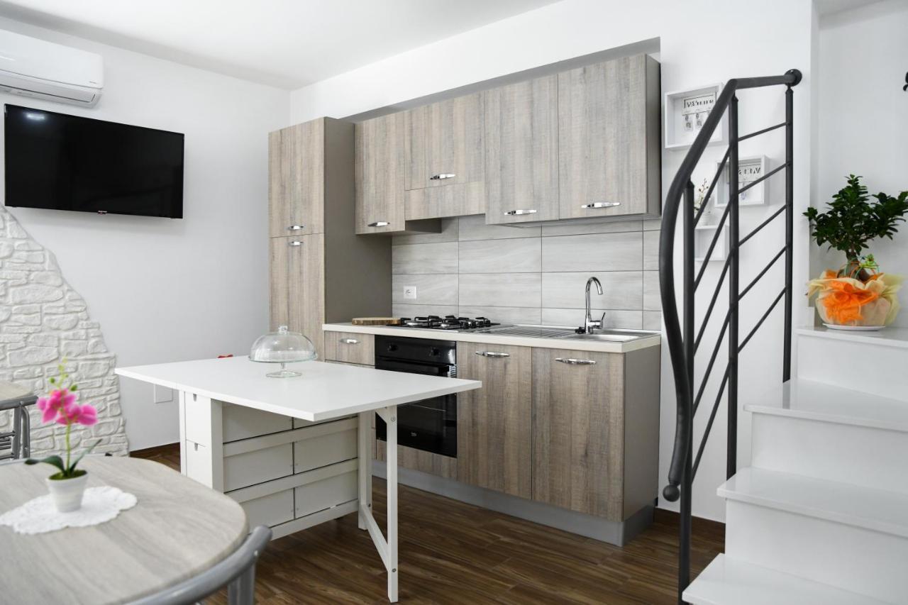 Bed and Breakfast Athena Шилла Екстер'єр фото