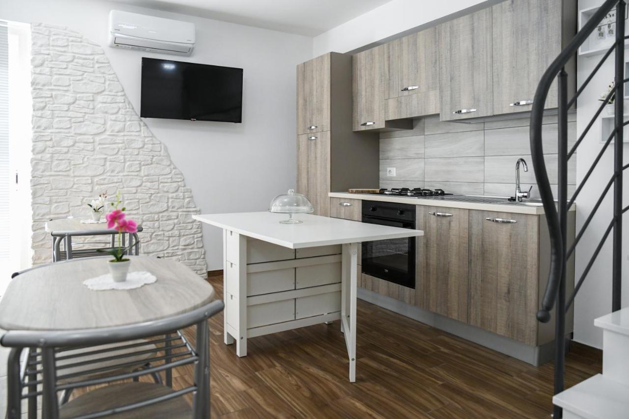 Bed and Breakfast Athena Шилла Екстер'єр фото